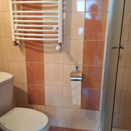 Rafa Δωμάτια σε οικογενειακή κατοικία *