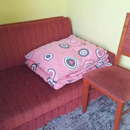 Δωμάτια σε οικογενειακή κατοικία Rafa