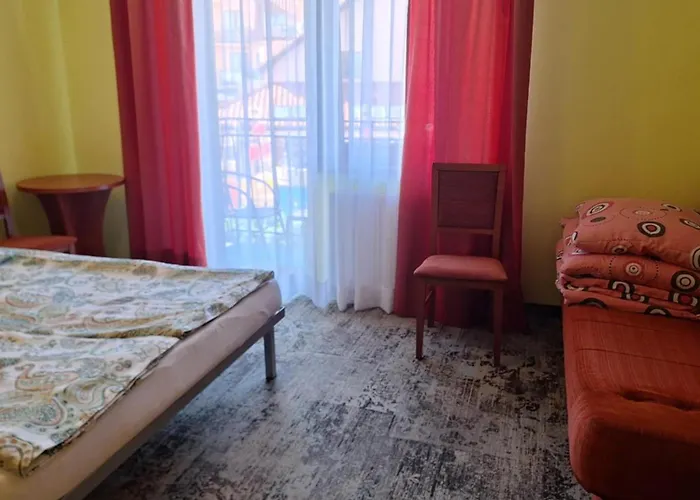 Rafa ホームステイ トシェンサチ